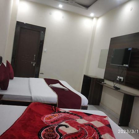 Hotel Aarti Darshan ハリドワール エクステリア 写真