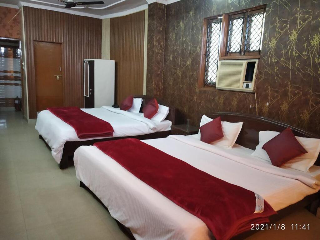 Hotel Aarti Darshan ハリドワール エクステリア 写真